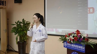 慶祝我院2021護(hù)士頒獎(jiǎng)典禮暨護(hù)士節(jié)演講比賽圓滿！