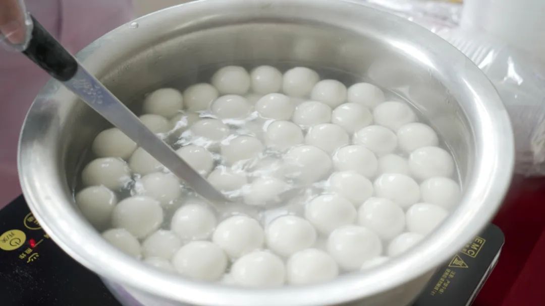 元宵佳節(jié)鬧元宵，醫(yī)患共建樂融融