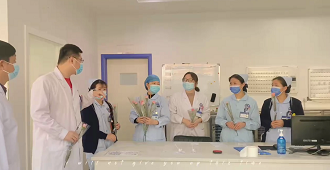 致敬醫(yī)護(hù)崗位的女神們！