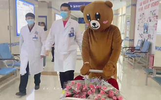 致敬醫(yī)護(hù)崗位的女神們！